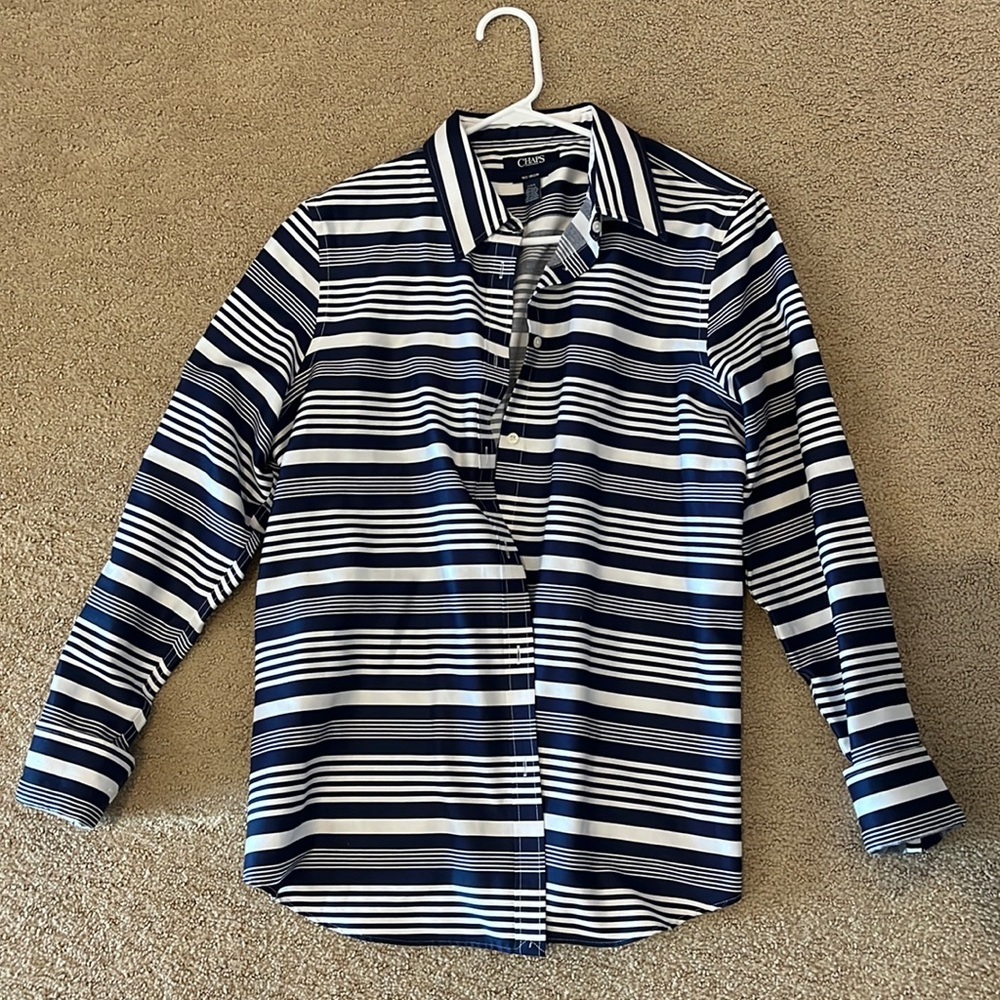 Chaps navy and white stripe button up long sleeve blouse ✨✨